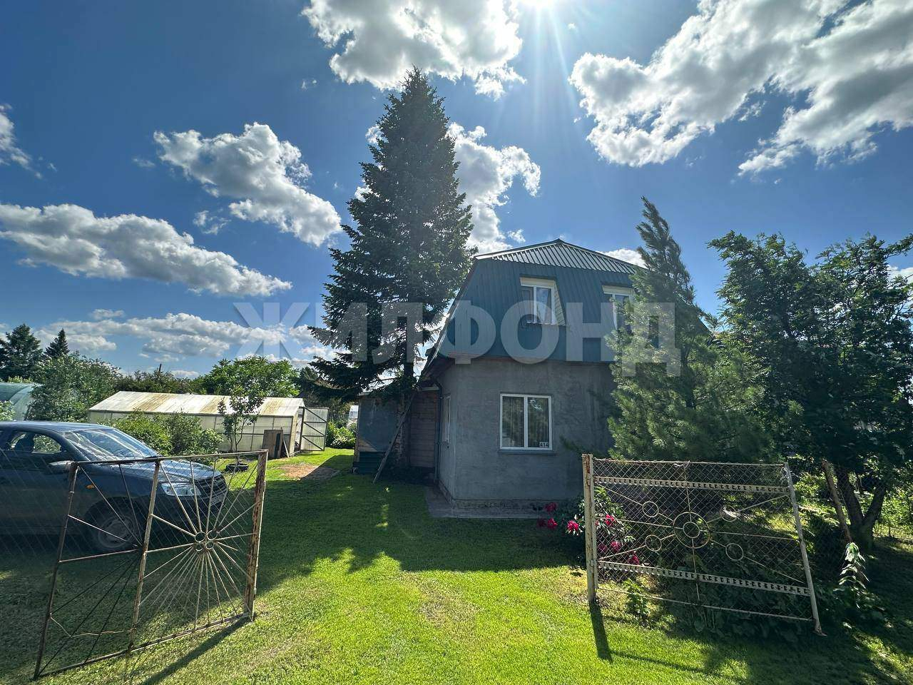 Продам земельный участок 632 м.кв.