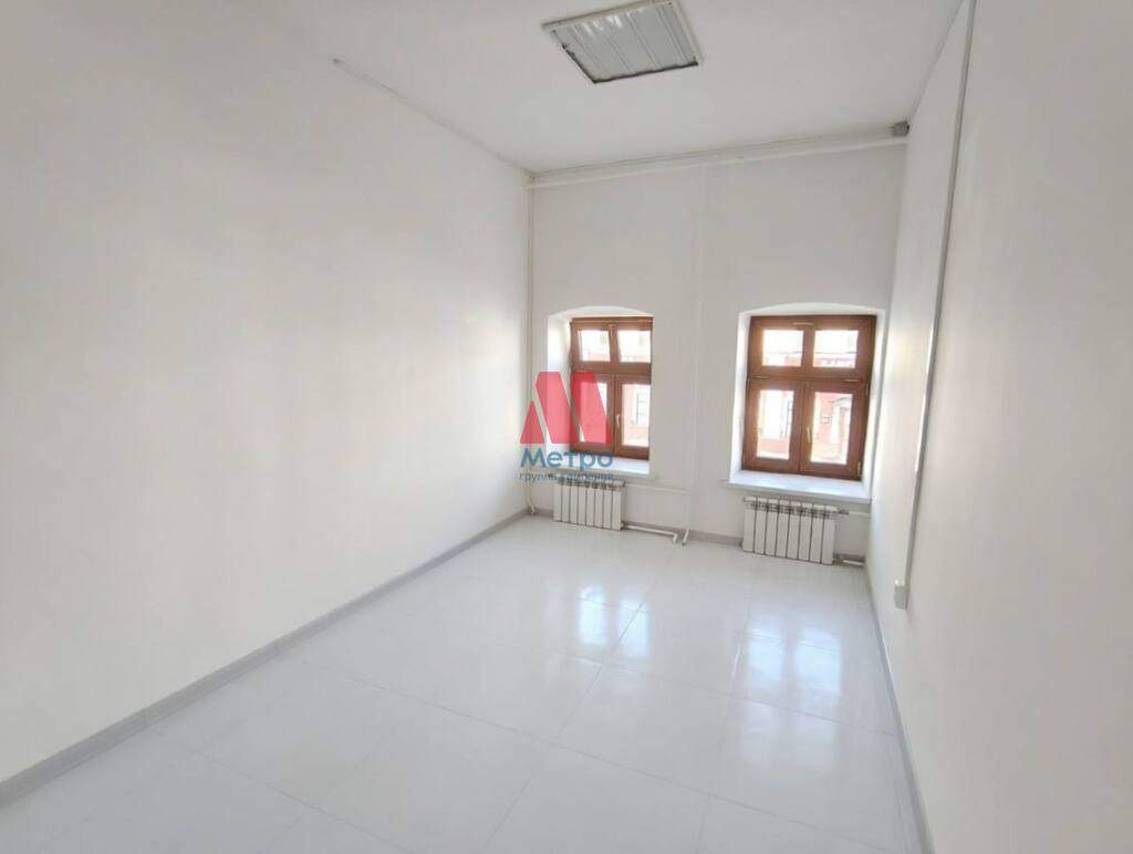 Сдам в аренду офис 13.5 м.кв.