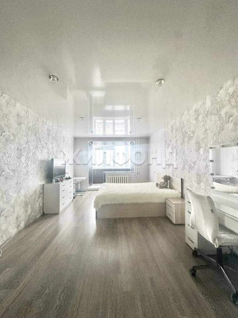 Квартира на продажу в Нефтеюганске, 14-й микрорайон, 59 фото №3