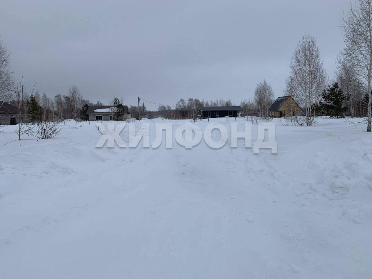 Продам земельный участок 803 м.кв.