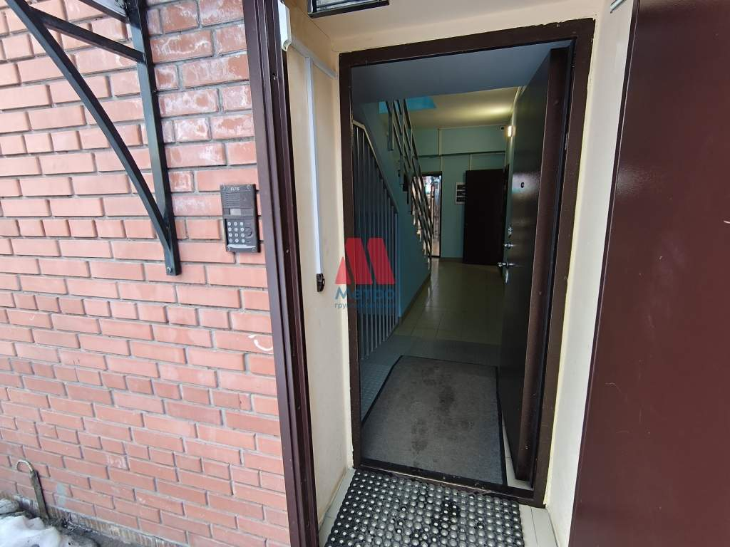 Сдам в аренду офис 13.5 м.кв.