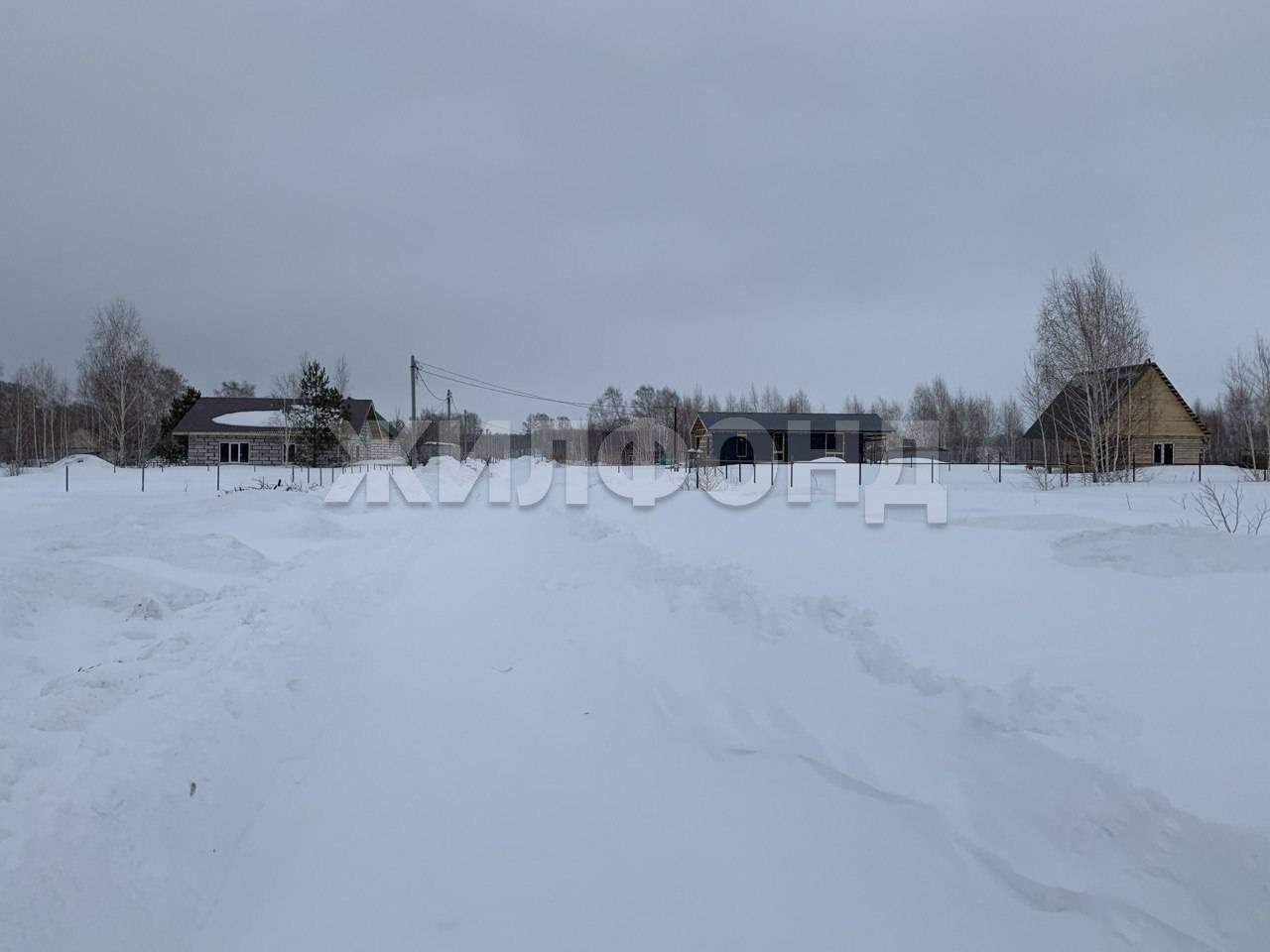 Продам земельный участок 803 м.кв.