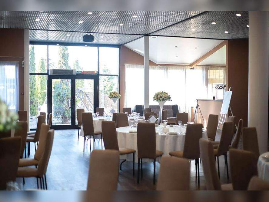 Продам помещение свободного назначения 1064.1 м.кв.