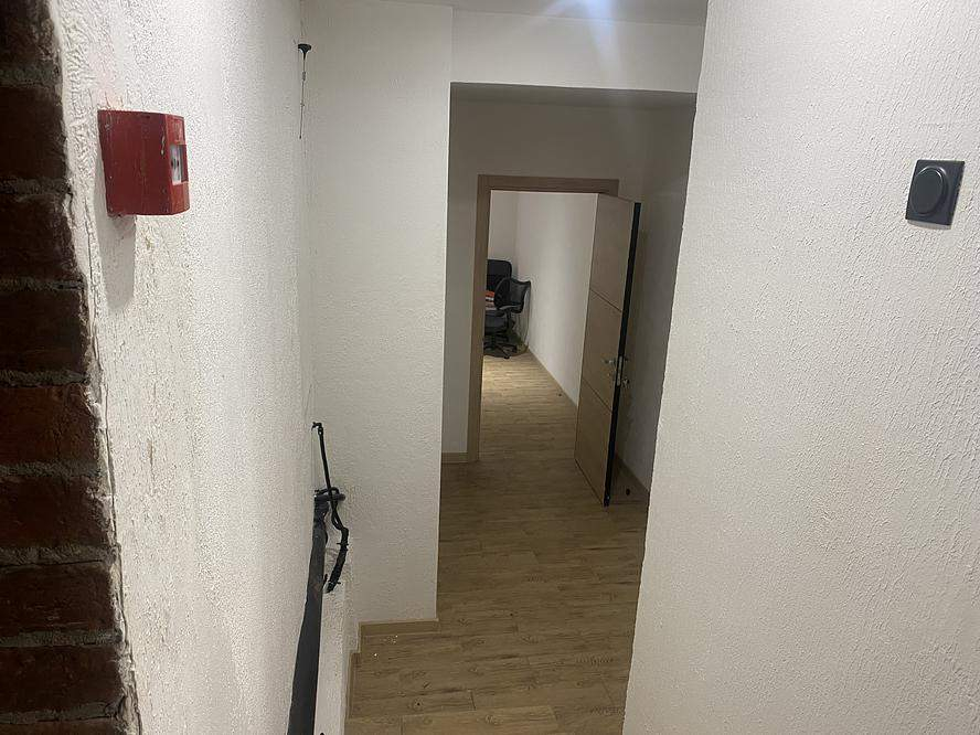 Продам офис 82.3 м.кв.