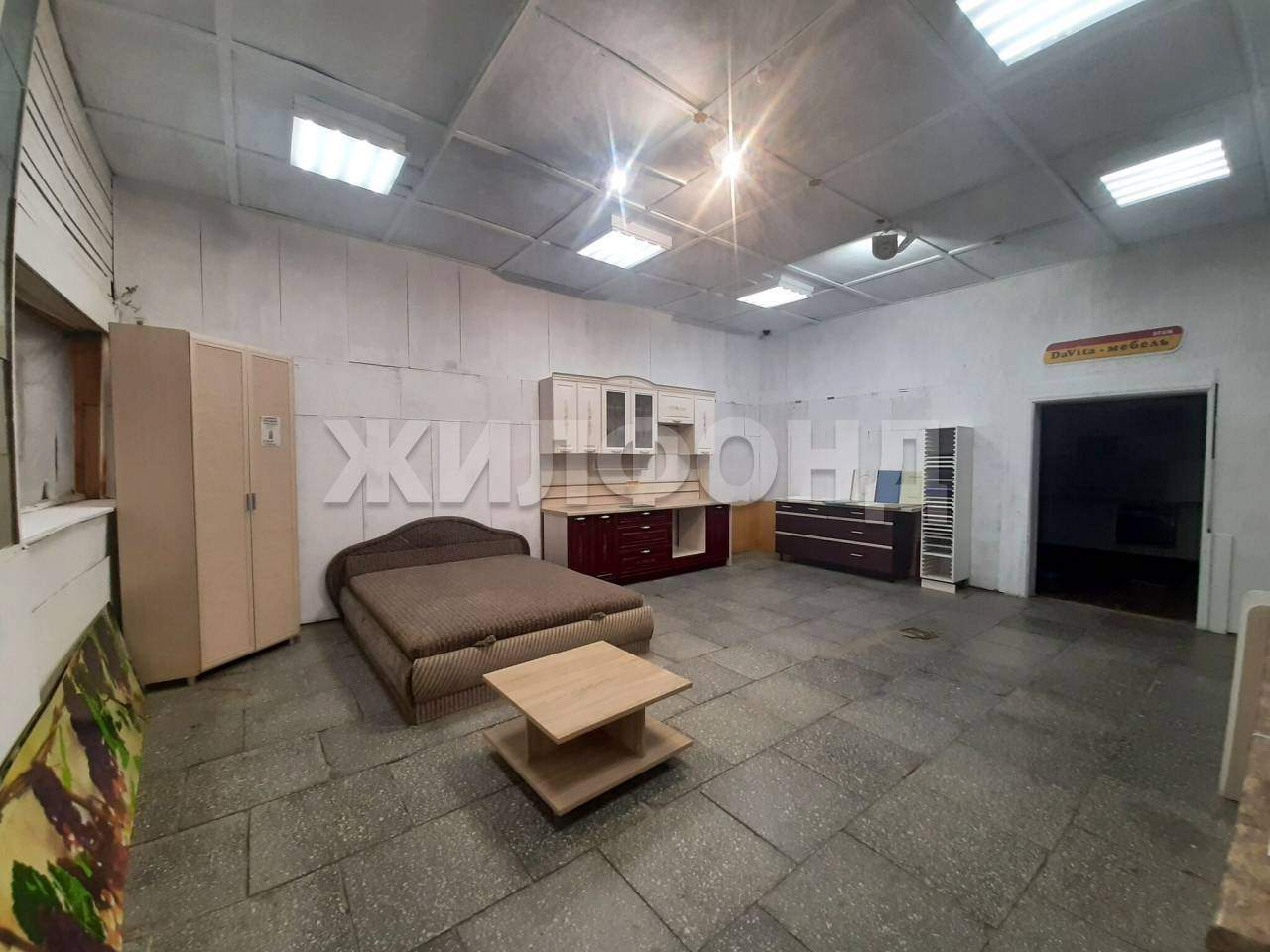 Продам помещение свободного назначения 1388 м.кв.