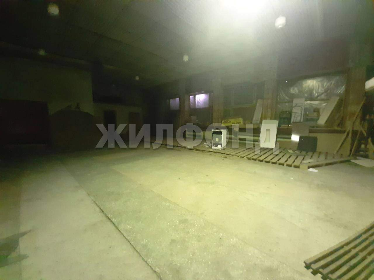 Продам склад 1027 м.кв.