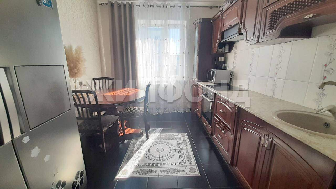 Квартира на продажу в Когалыме, Ленинградская улица, 41 фото №1