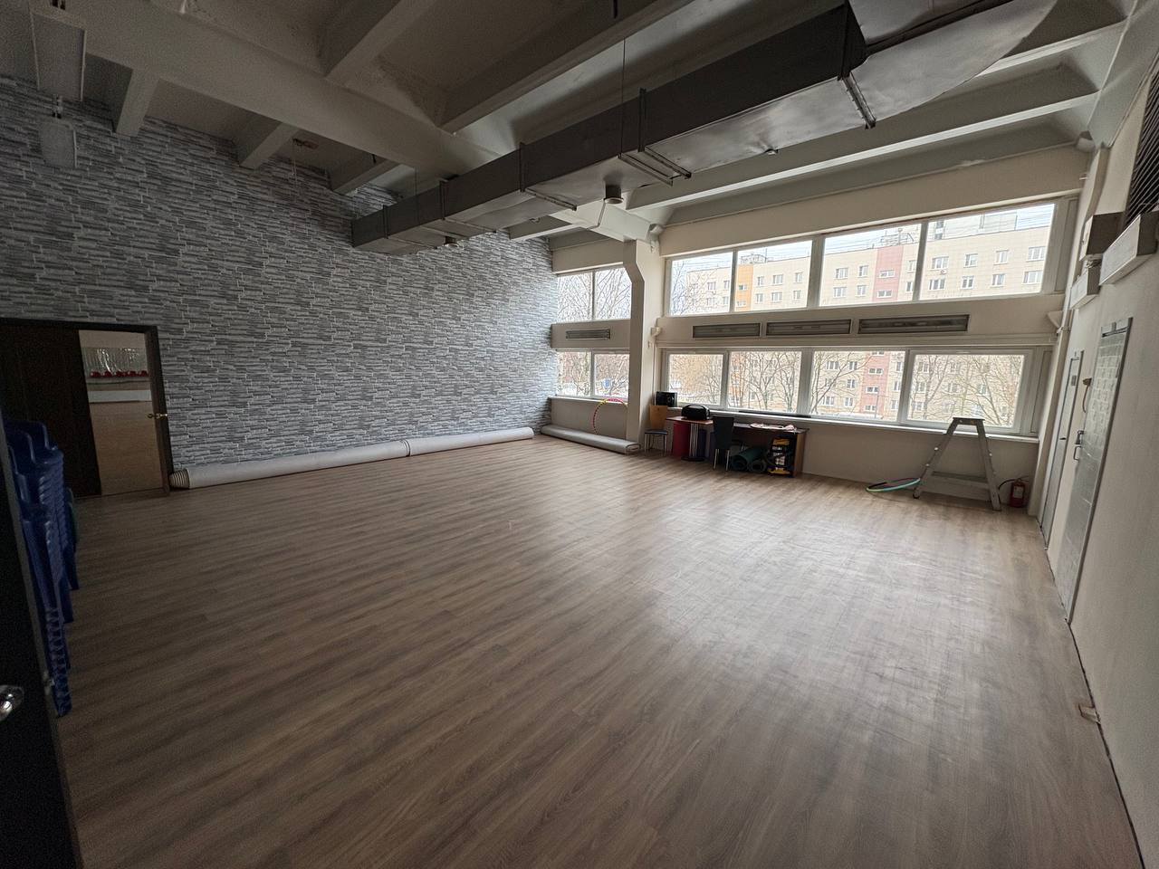 Сдам в аренду помещение свободного назначения 291.2 м.кв.