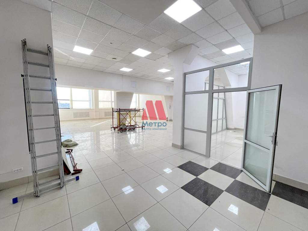 Сдам в аренду офис 143 м.кв.