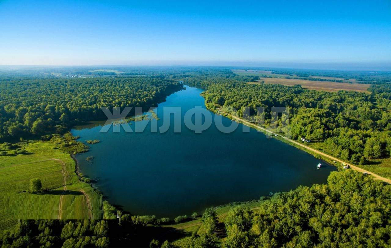 Продам земельный участок 2047 м.кв.