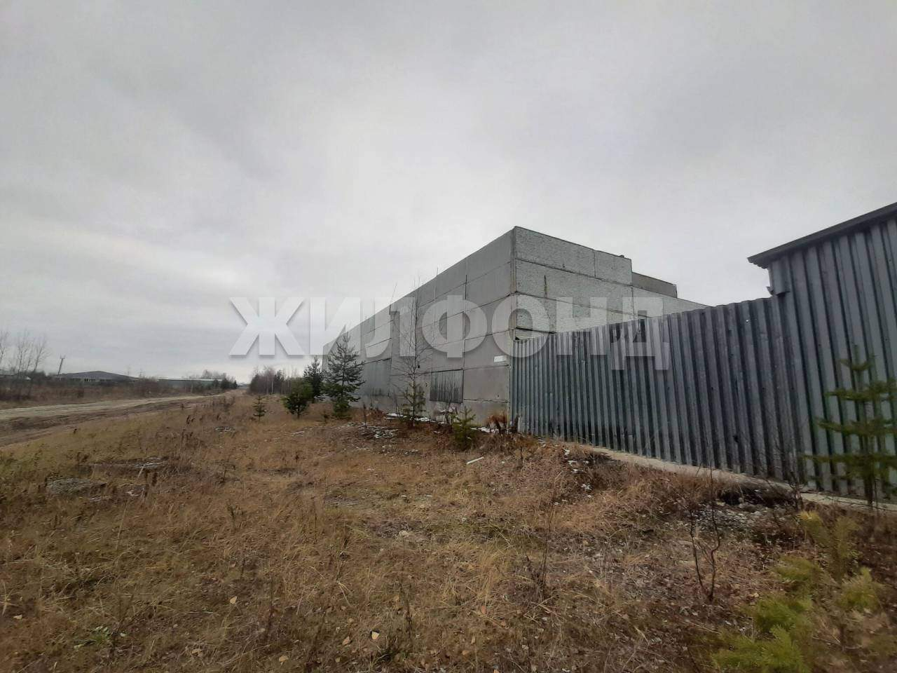 Продам склад 1027 м.кв.