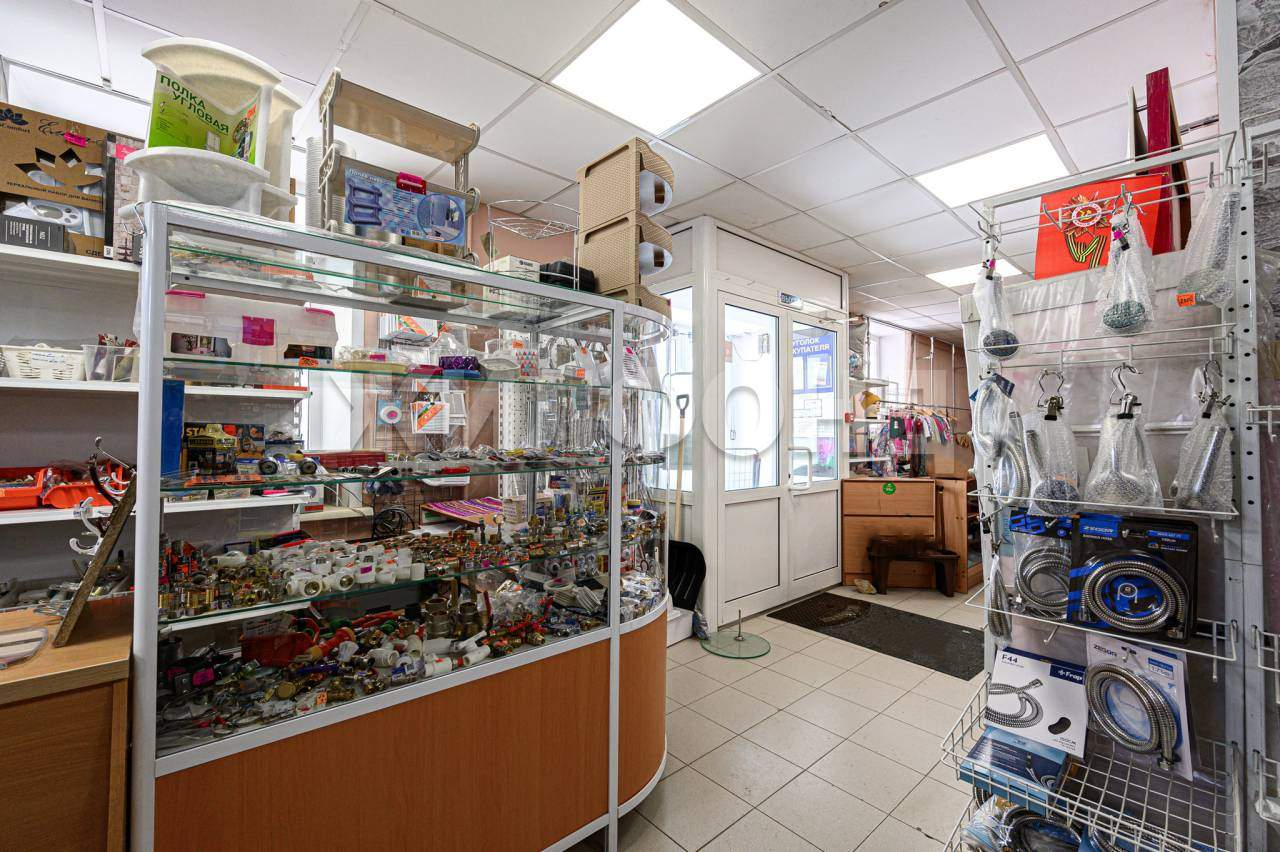 Продам магазин 61 м.кв.