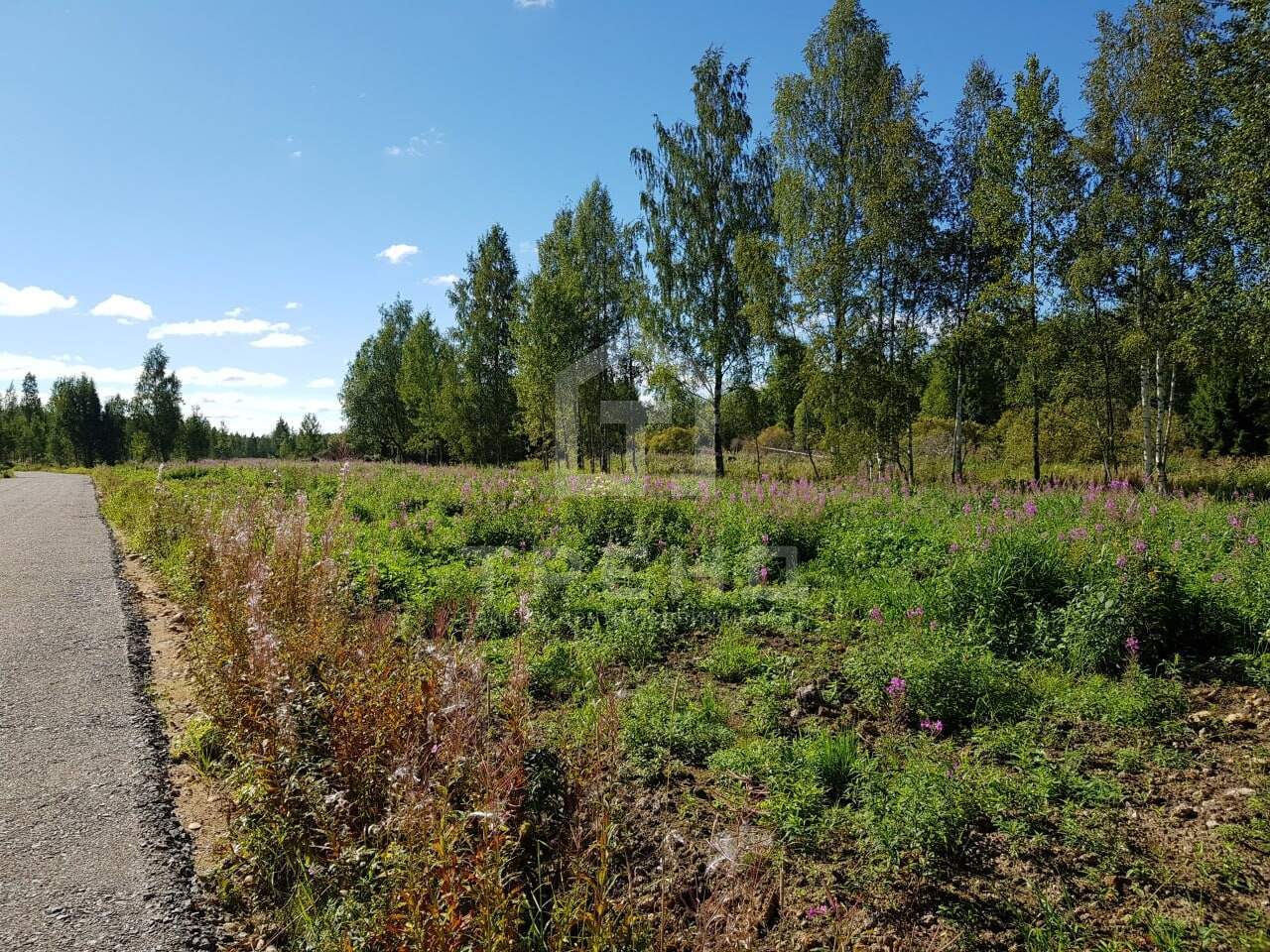 Продам земельный участок 790 м.кв.