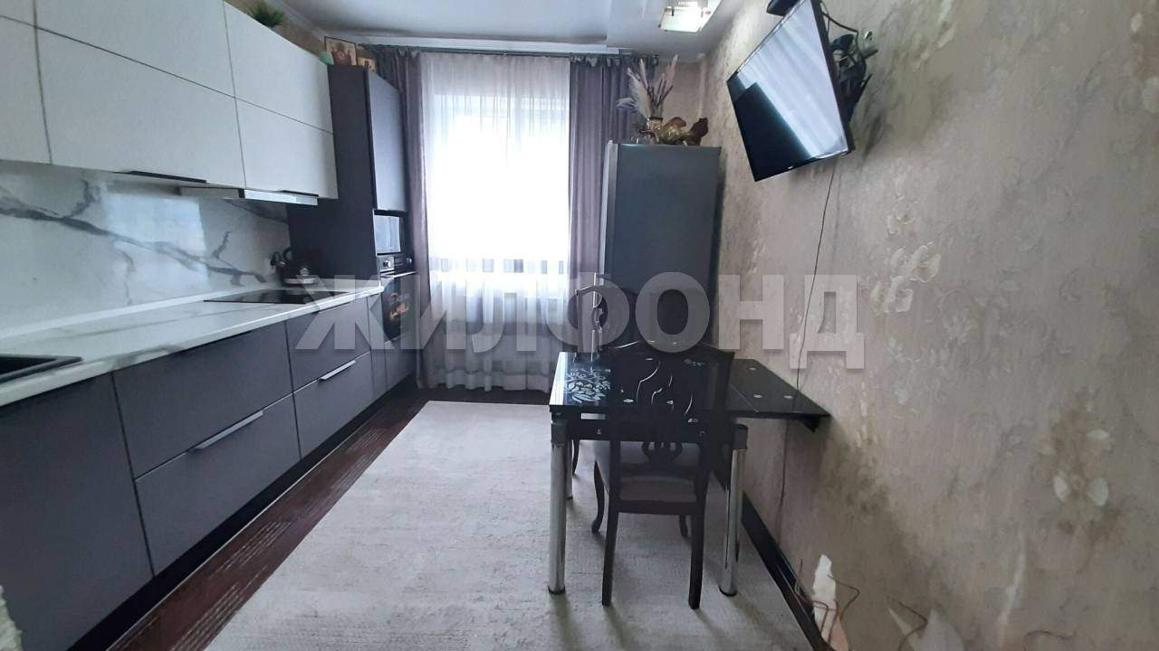 Квартира на продажу в Когалыме, Бакинская улица, 37 фото №1