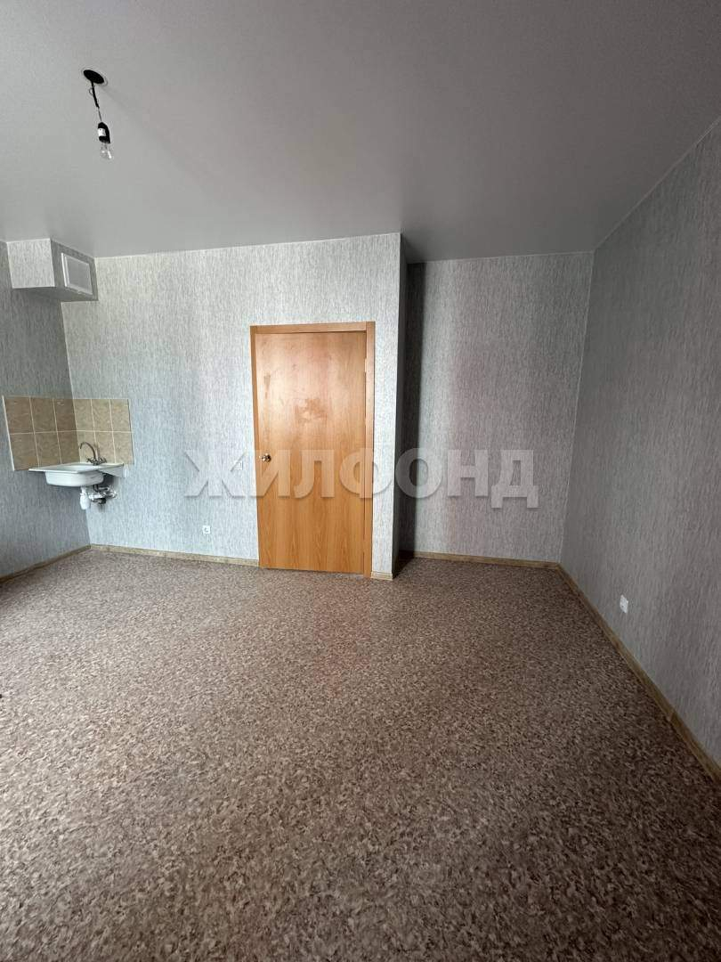Квартира на продажу в Когалыме, Набережная улица, 7 фото №1