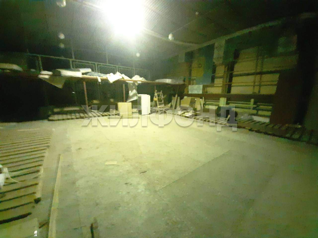 Продам склад 1027 м.кв.