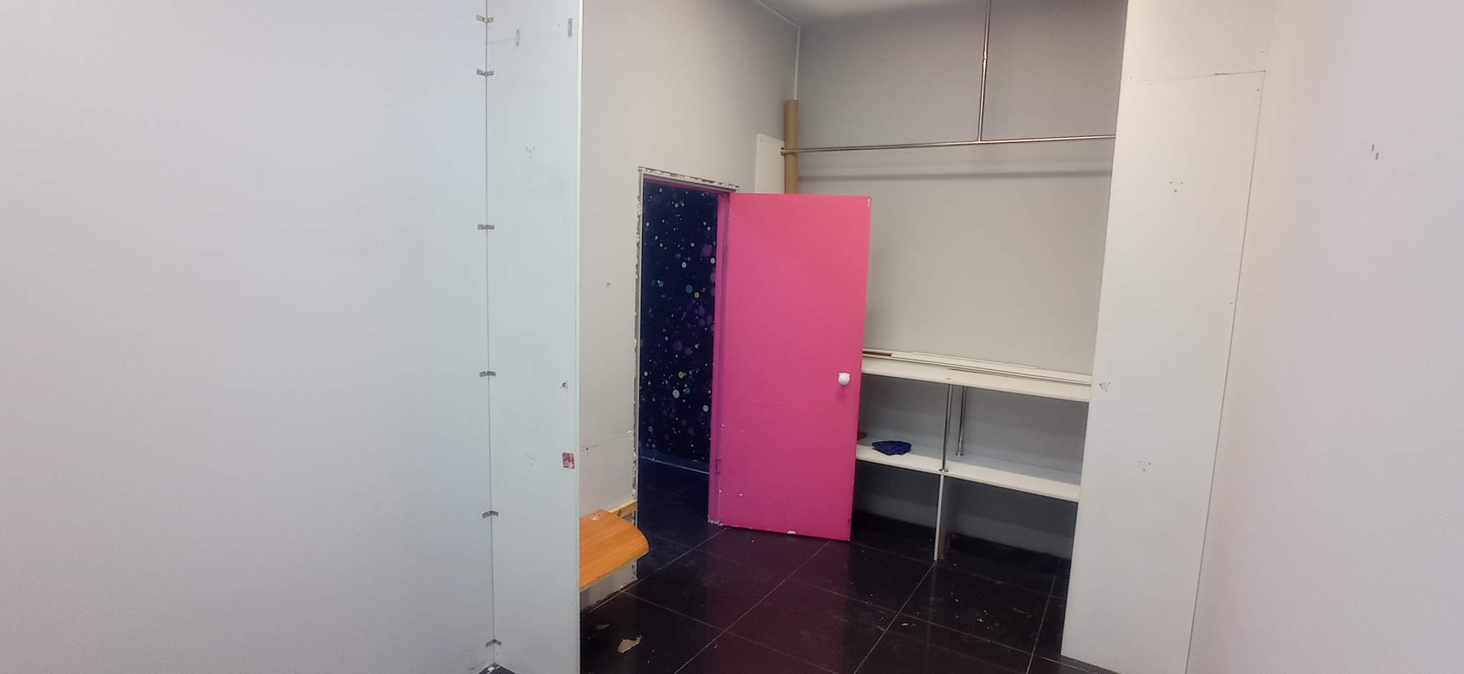 Сдам в аренду магазин 121 м.кв.