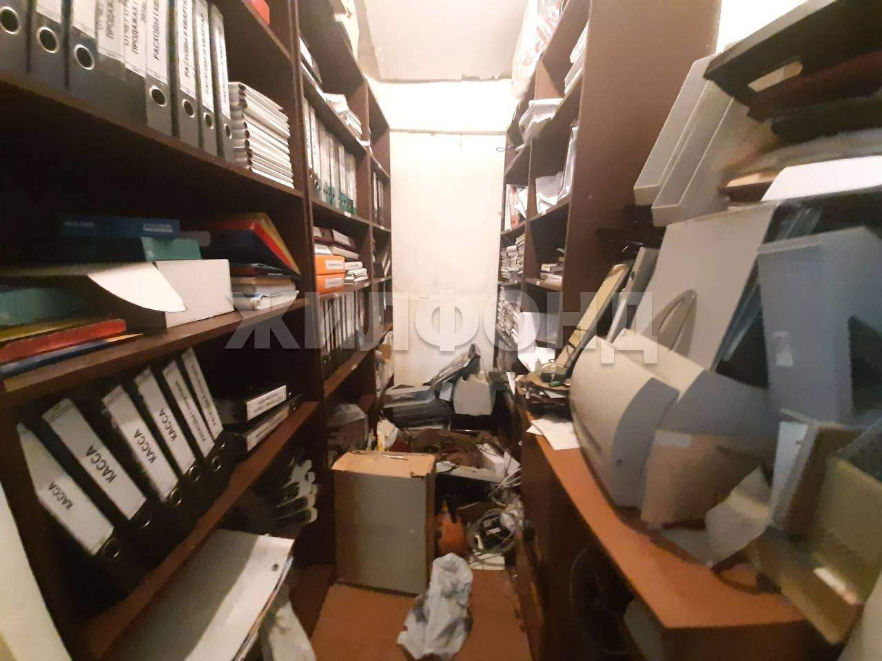 Продам помещение свободного назначения 1388 м.кв.