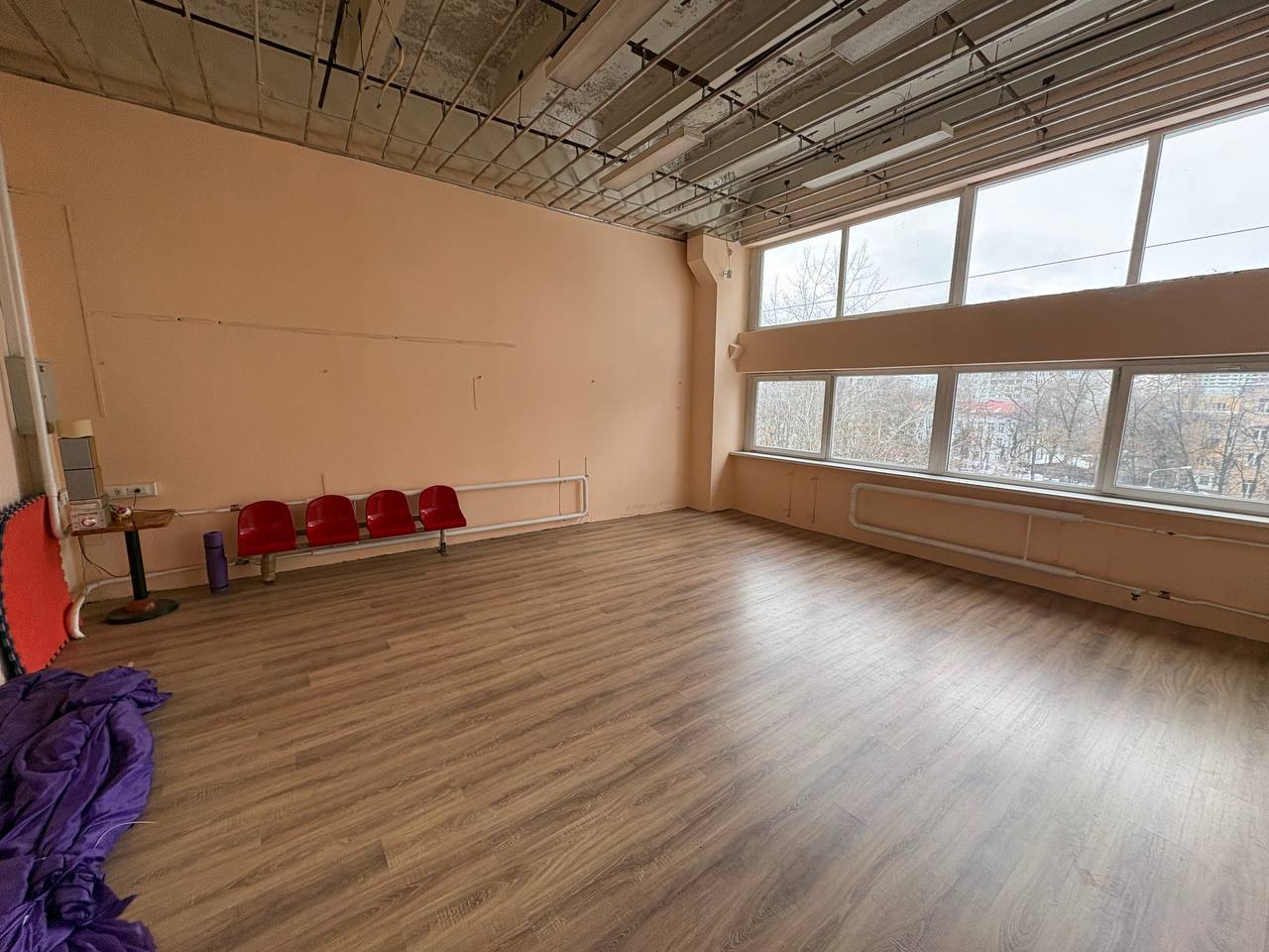 Сдам в аренду помещение свободного назначения 291.2 м.кв.