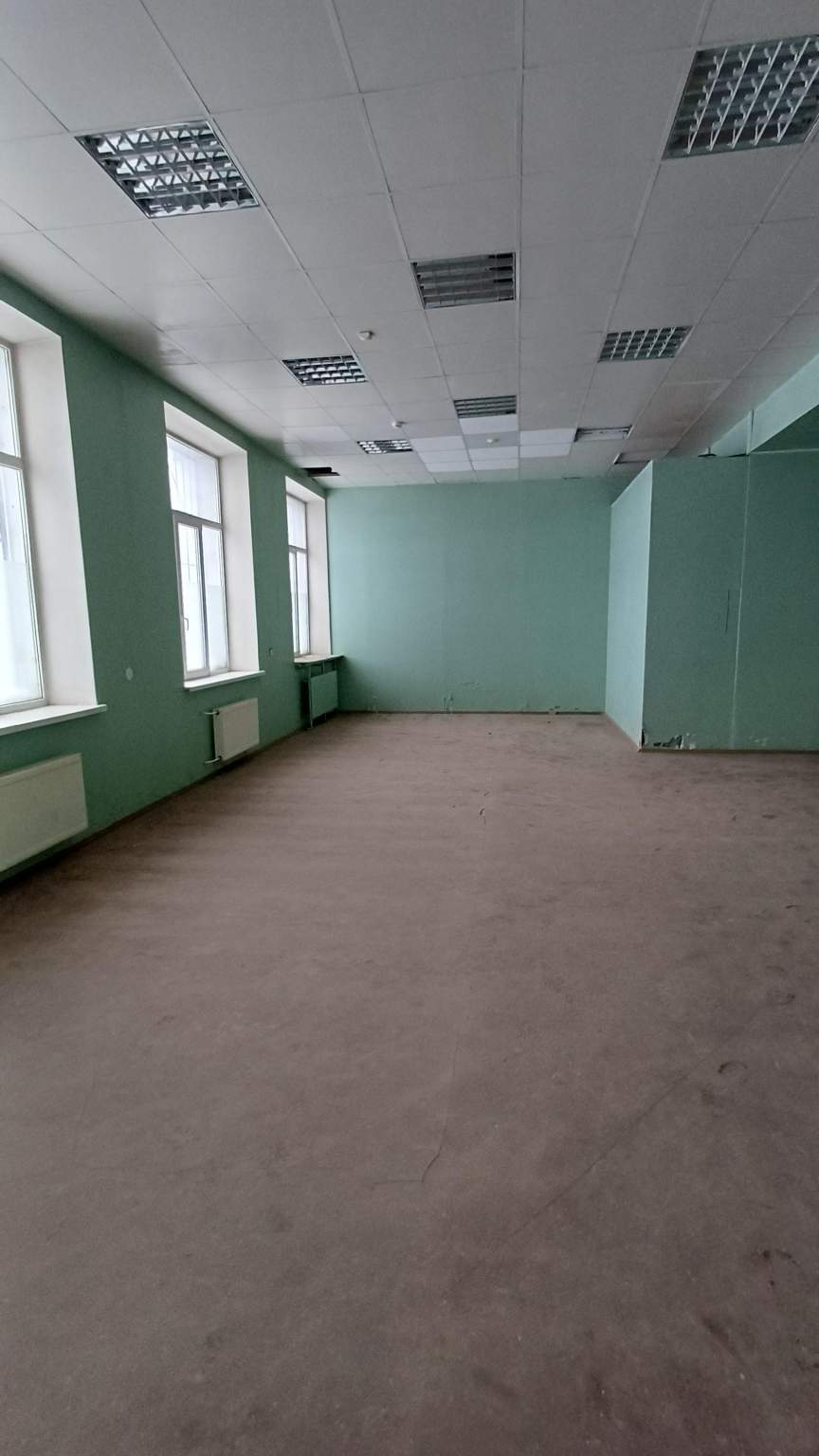 Сдам в аренду склад 273.3 м.кв.