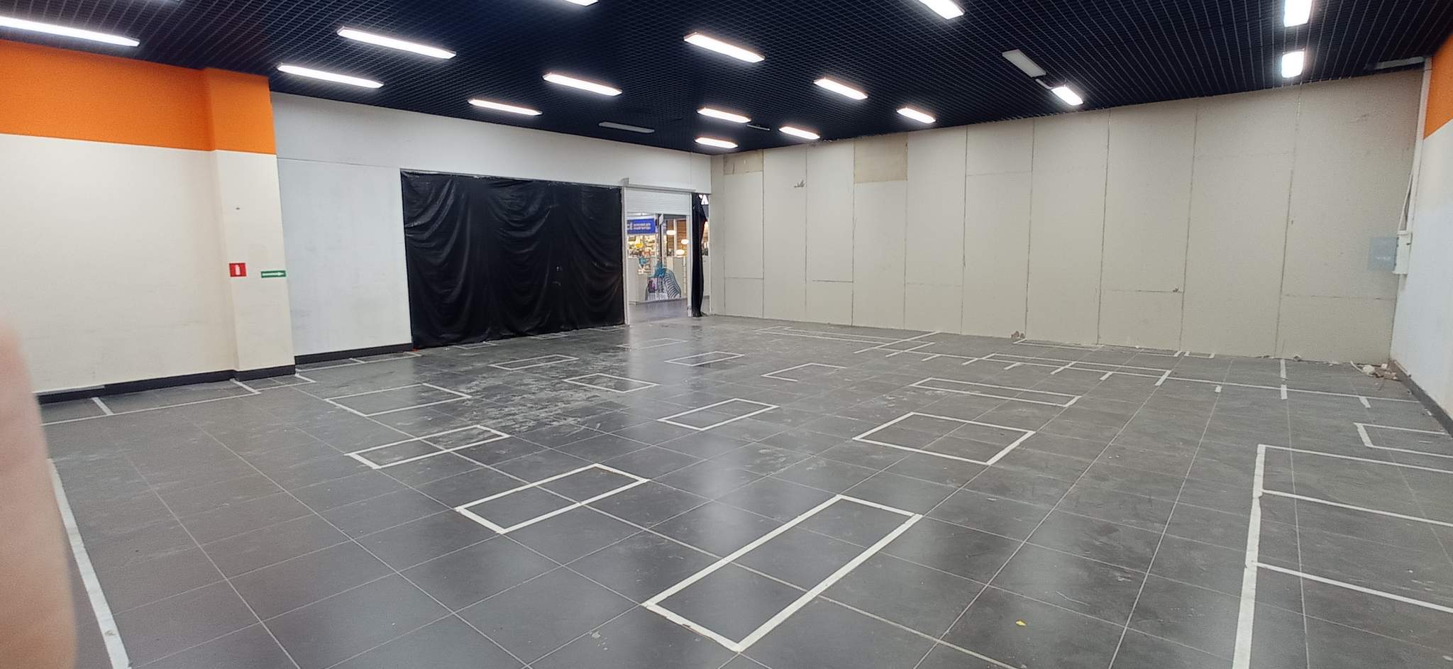 Сдам в аренду магазин 155 м.кв.