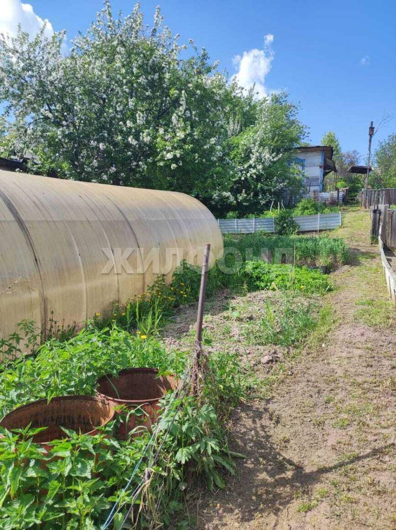 Продам земельный участок 730 м.кв.