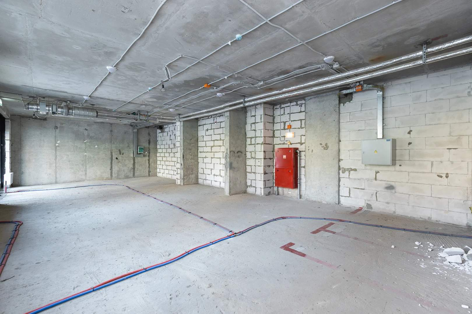 Сдам в аренду помещение свободного назначения 92.3 м.кв.