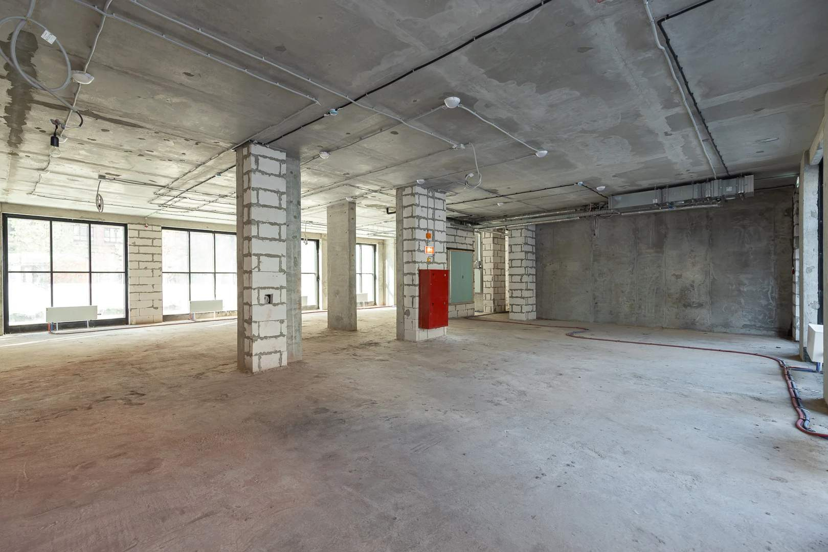 Сдам в аренду помещение свободного назначения 241.7 м.кв.