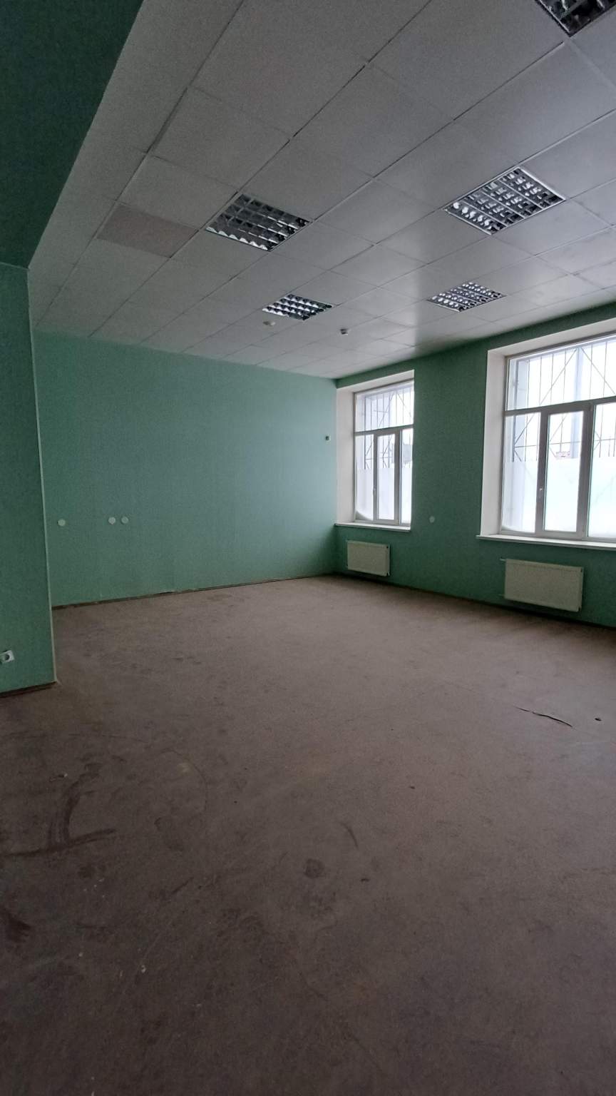 Сдам в аренду склад 273.3 м.кв.