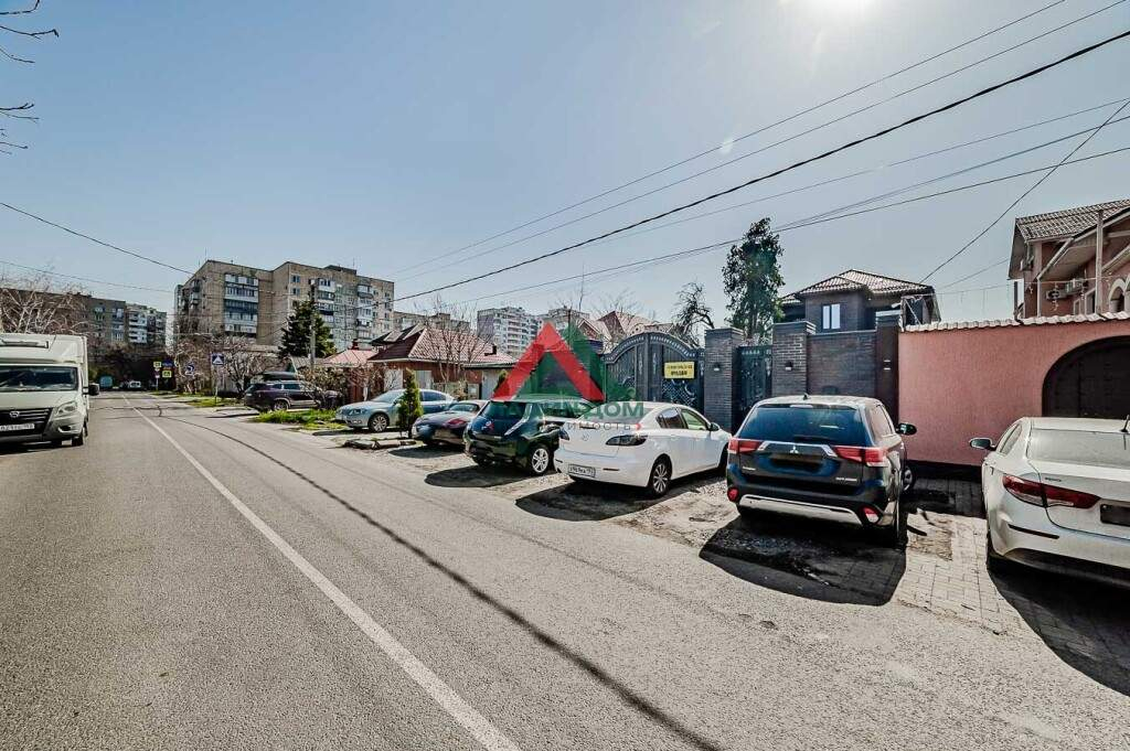 Дом на продажу в Краснодаре, им. Михаила Власова улица, 280 фото №4