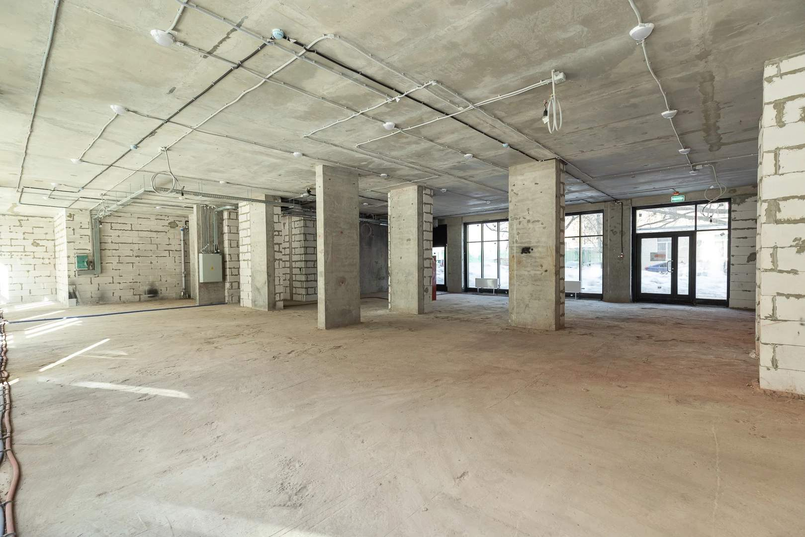 Сдам в аренду помещение свободного назначения 241.7 м.кв.