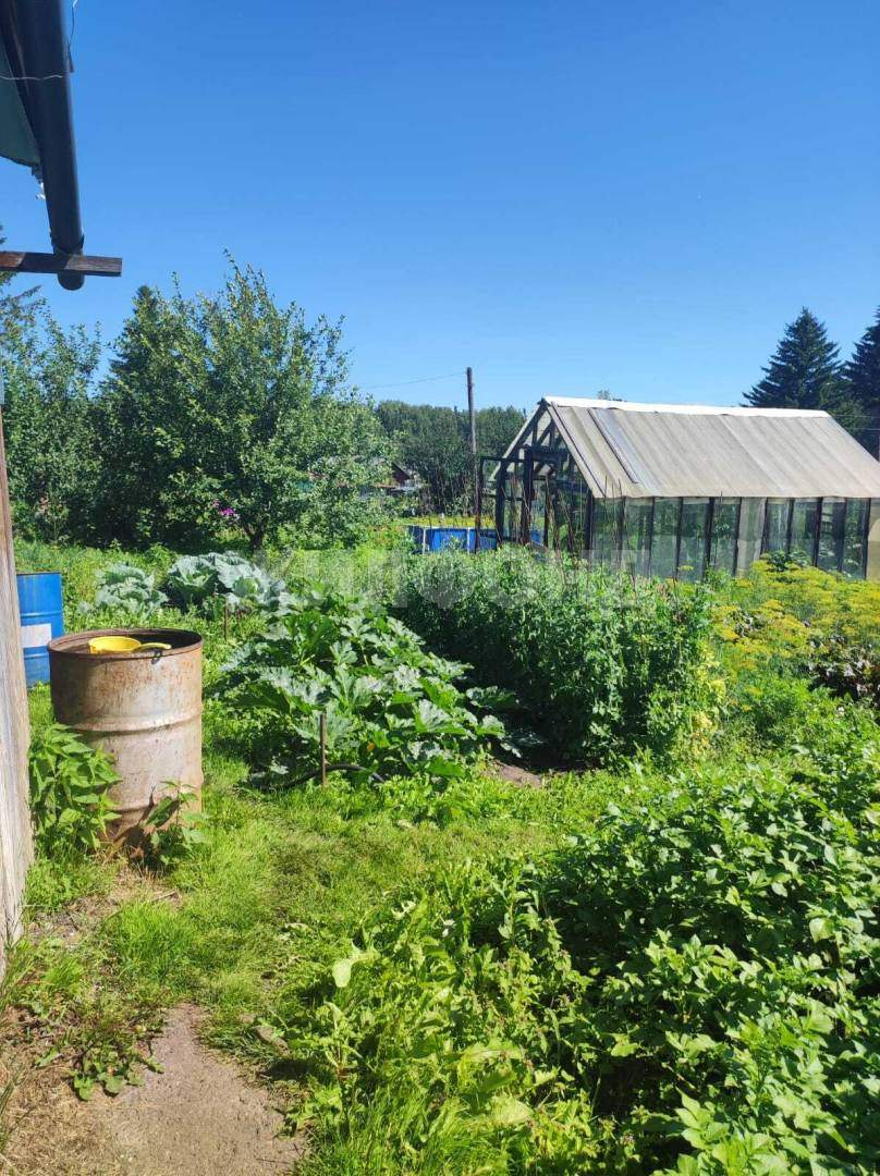 Продам земельный участок 600 м.кв.