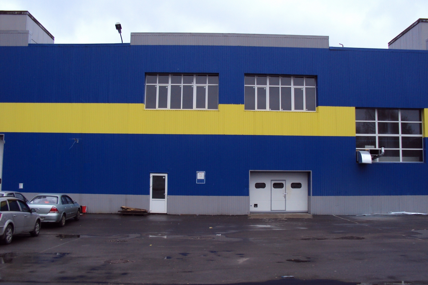 Сдам в аренду склад 1030 м.кв.