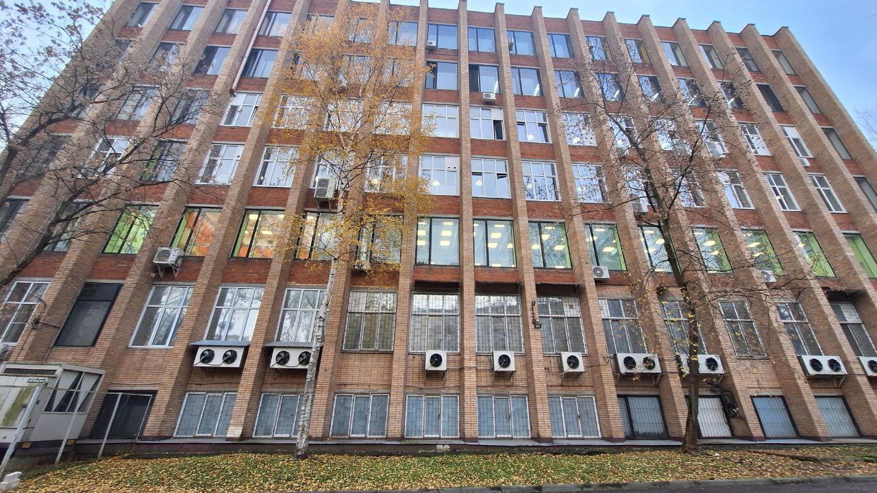 Продам торговое помещение 4510.5 м.кв.