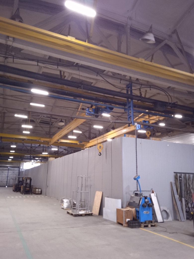 Сдам в аренду склад 2850 м.кв.