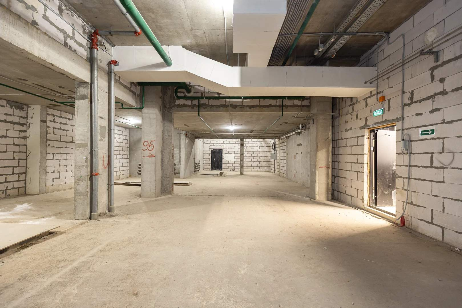 Сдам в аренду помещение свободного назначения 225.8 м.кв.