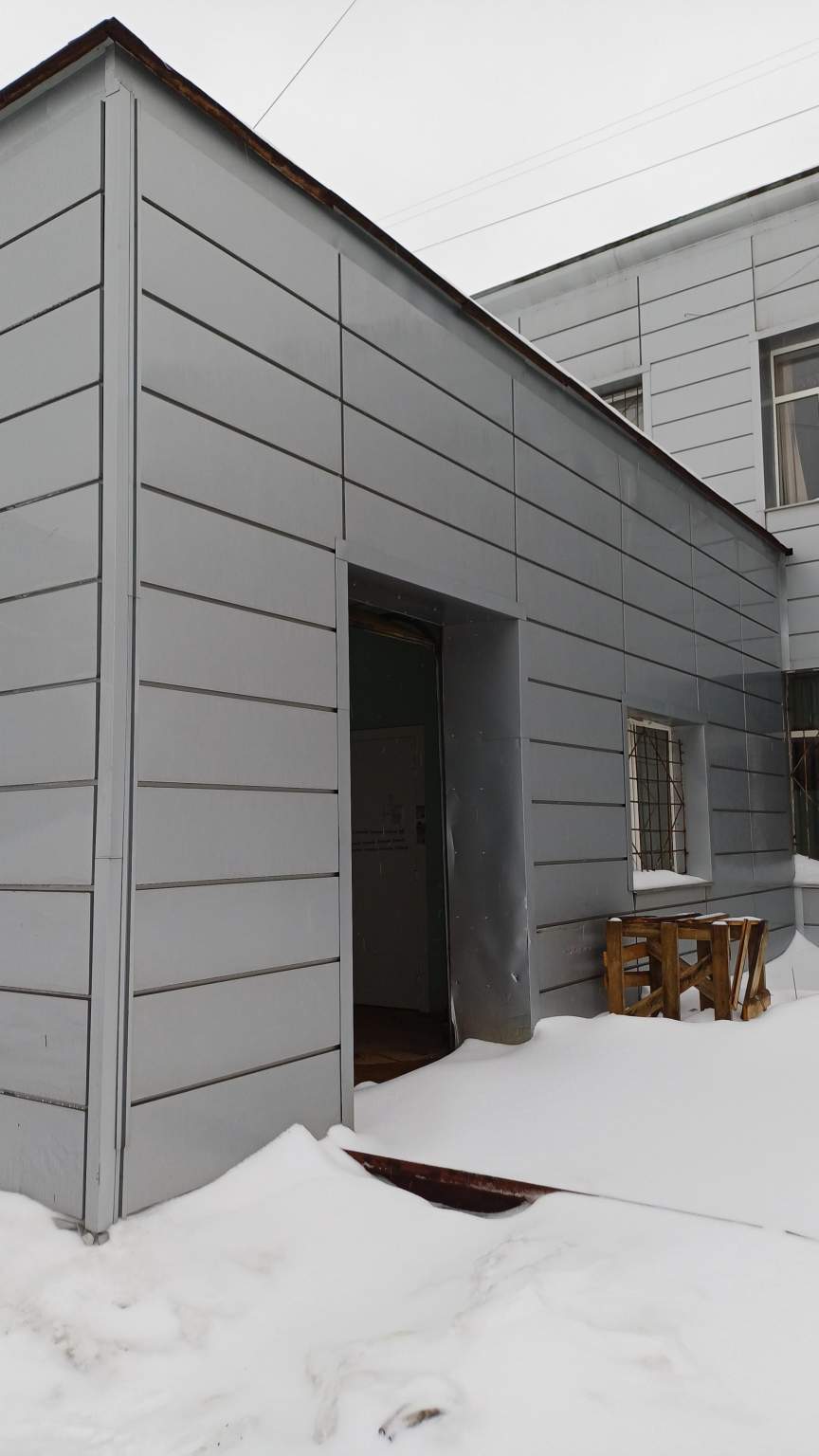 Сдам в аренду склад 273.3 м.кв.