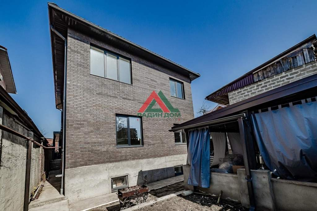 Дом на продажу в Краснодаре, им. Михаила Власова улица, 280 фото №10