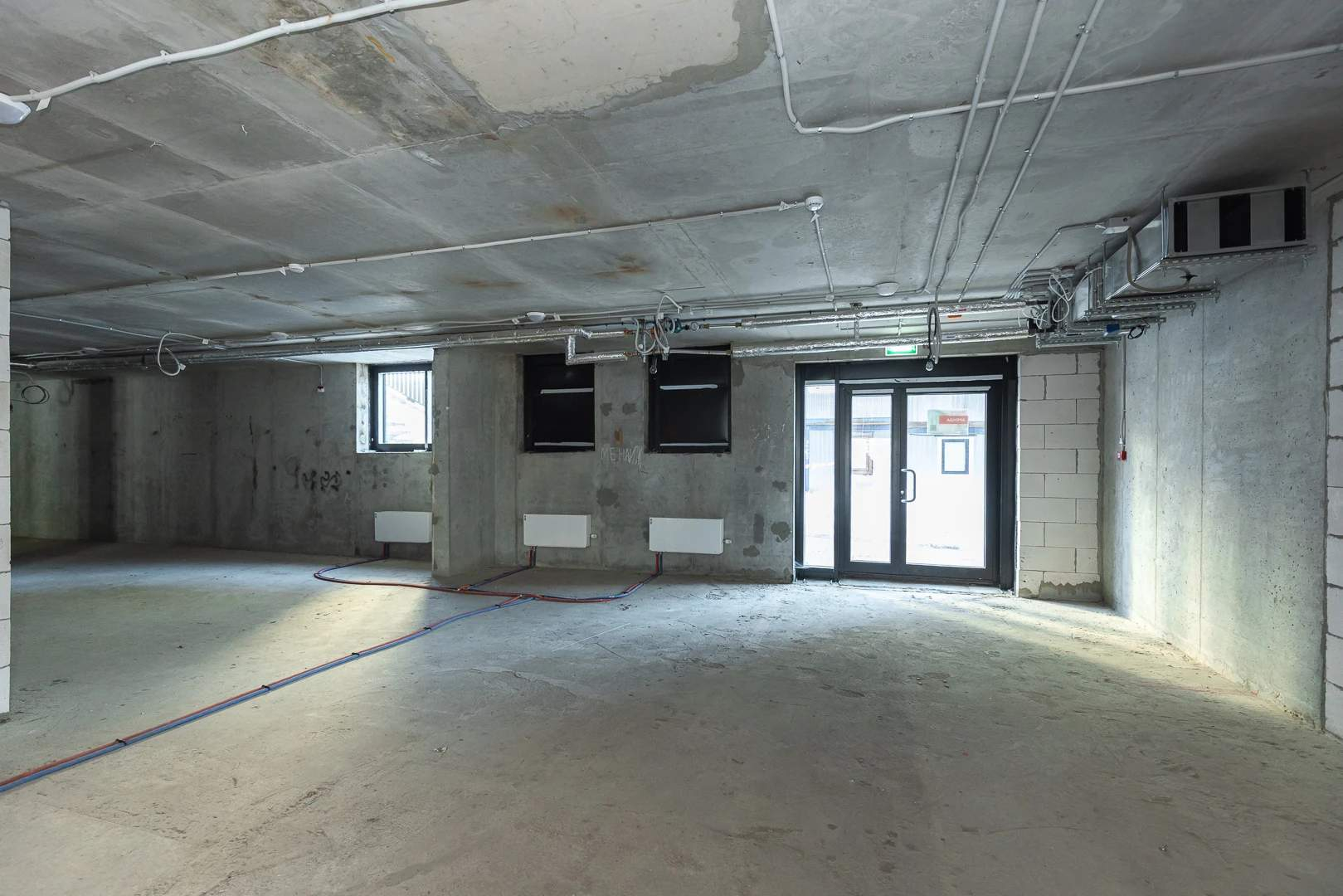 Сдам в аренду помещение свободного назначения 206.7 м.кв.