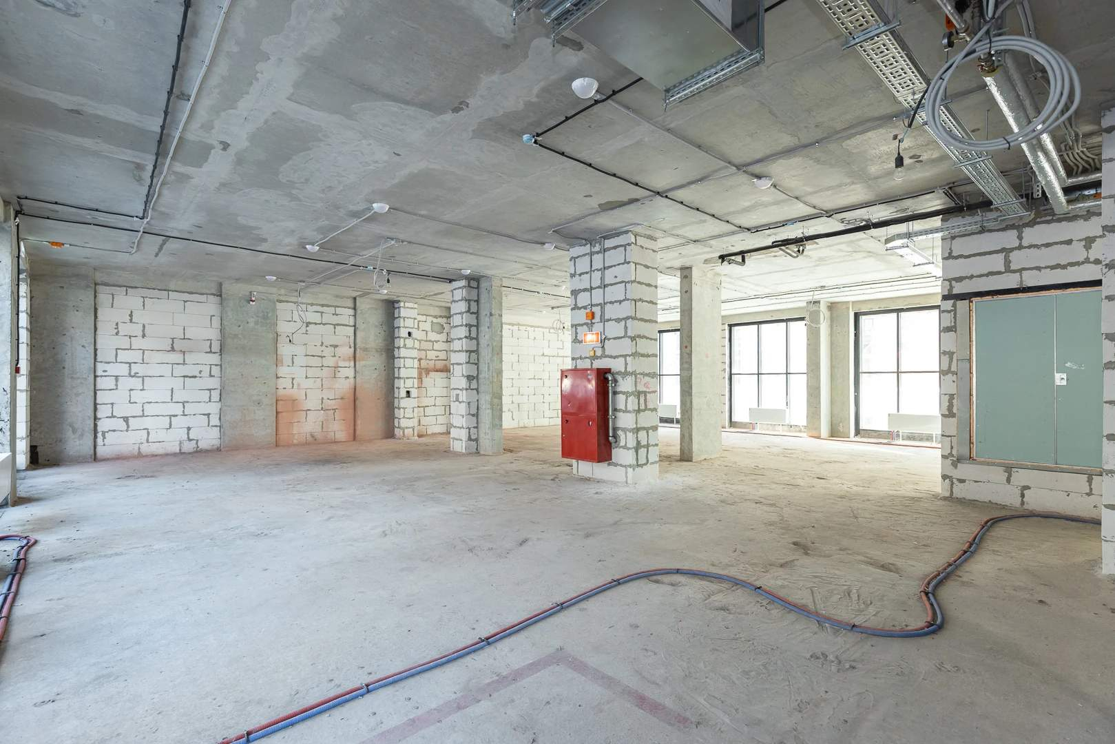 Сдам в аренду помещение свободного назначения 241.7 м.кв.