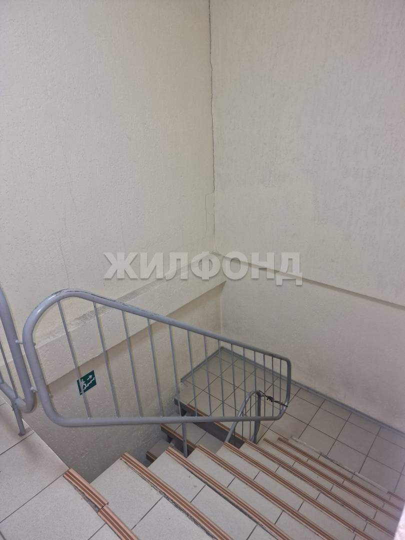 Продам магазин 373 м.кв.