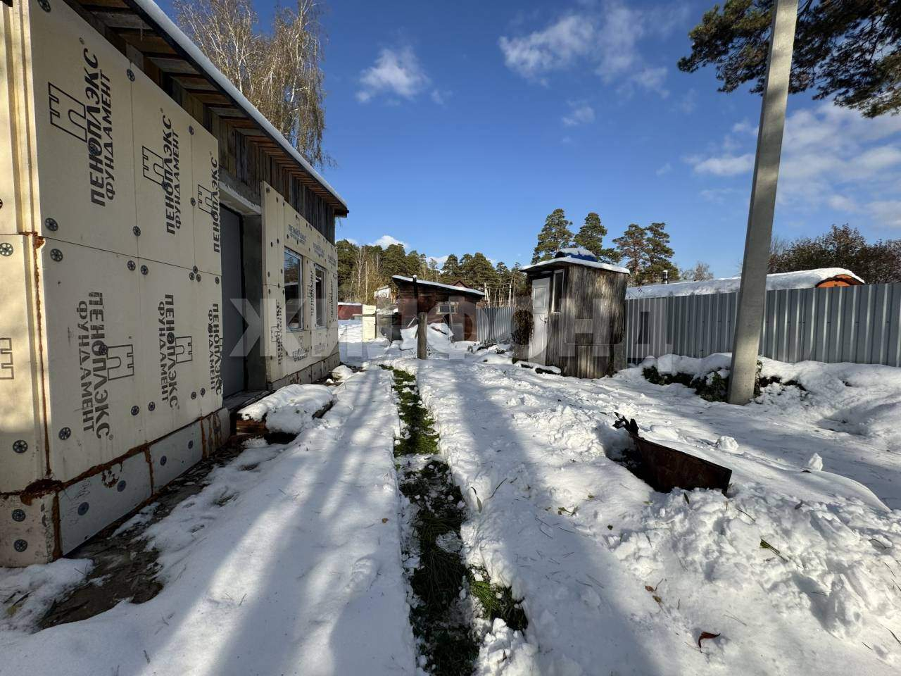 Продам земельный участок 900 м.кв.