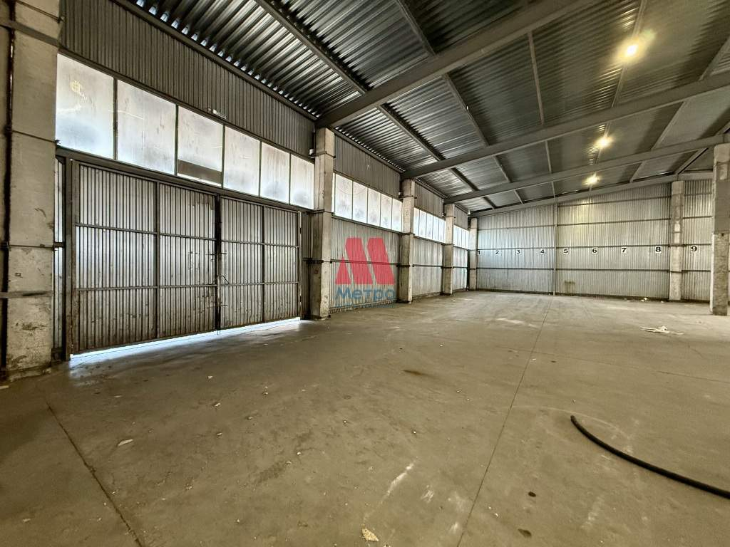 Сдам в аренду офис 927 м.кв.