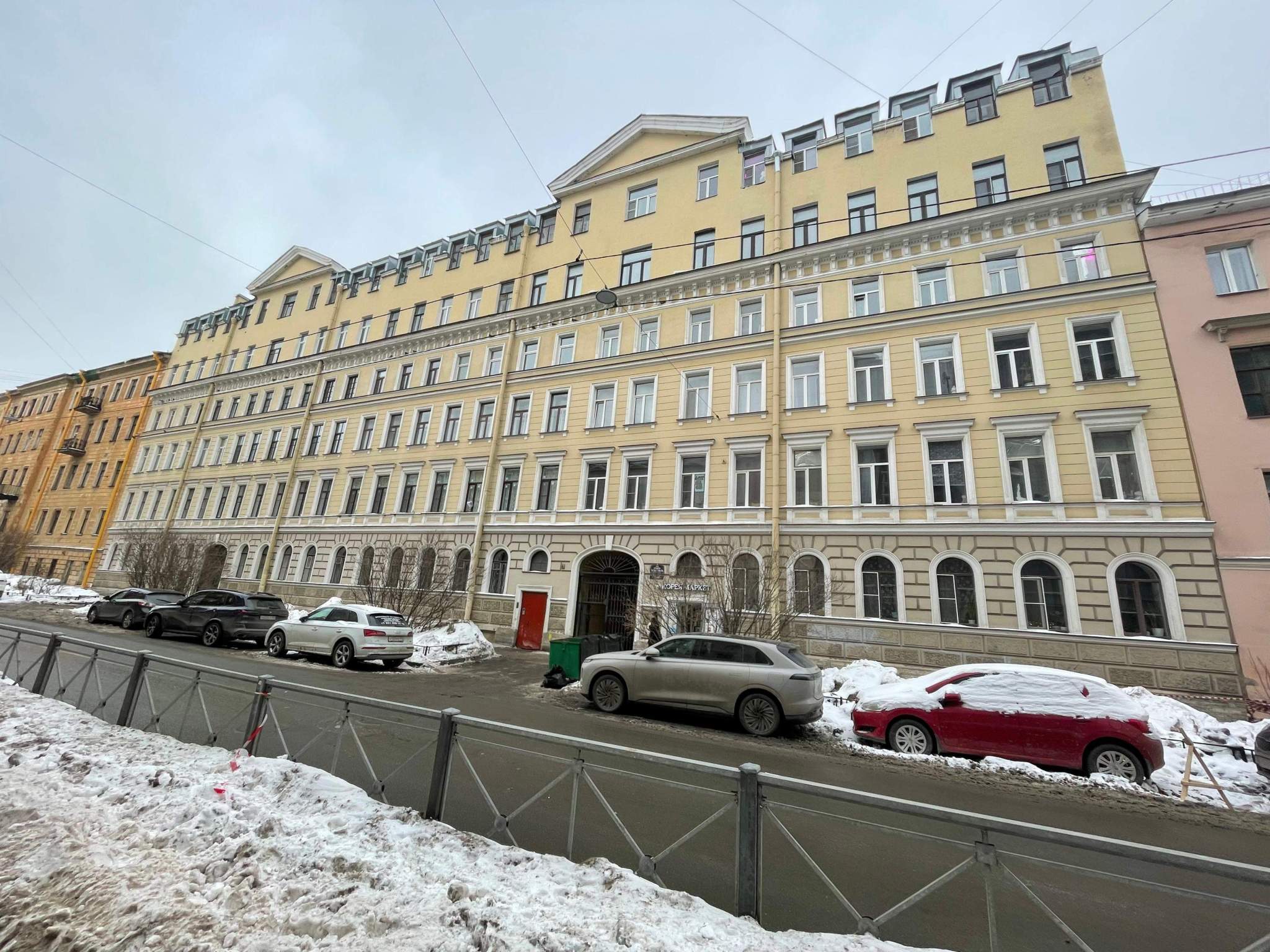 Помещение свободного назначения на продажу в Санкт-Петербурге, Союза Печатников улица, 13-15 литера Б
