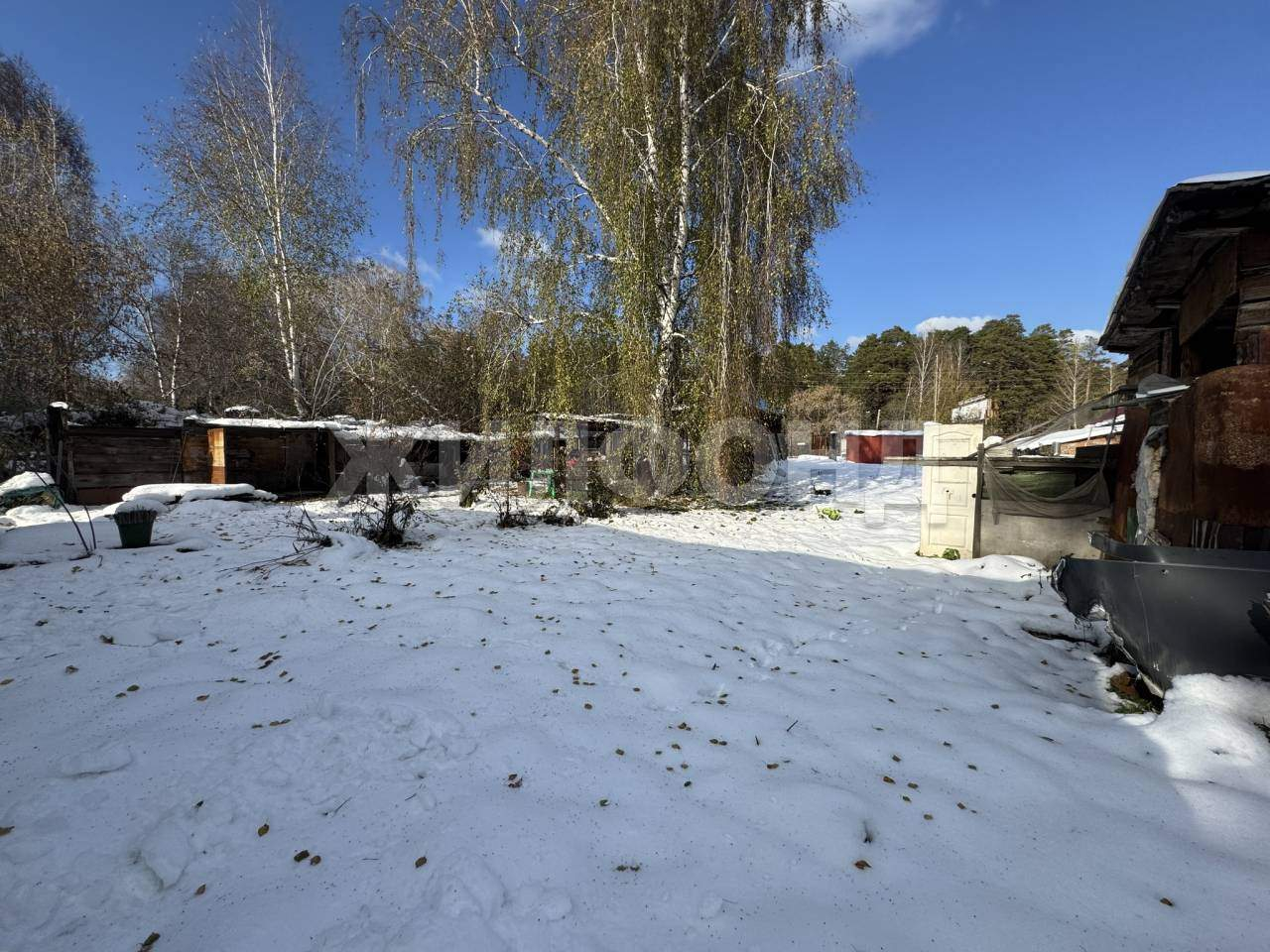 Продам земельный участок 900 м.кв.