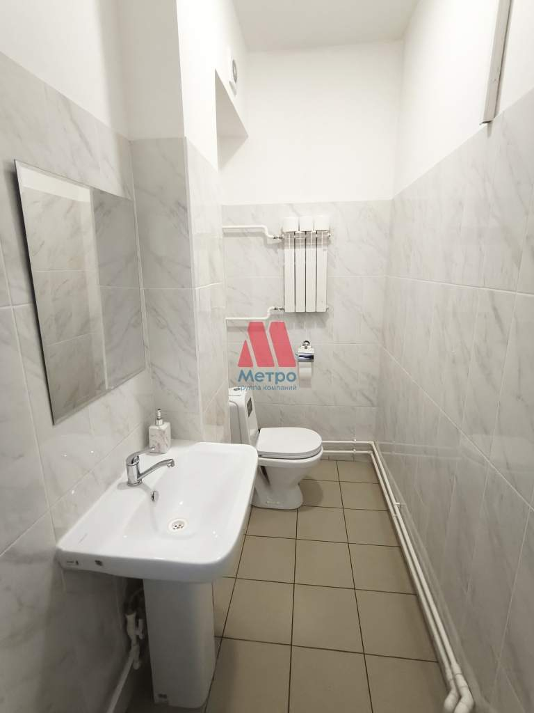 Сдам в аренду офис 13.5 м.кв.