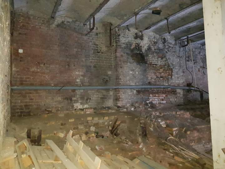 Продам помещение свободного назначения 899.9 м.кв.