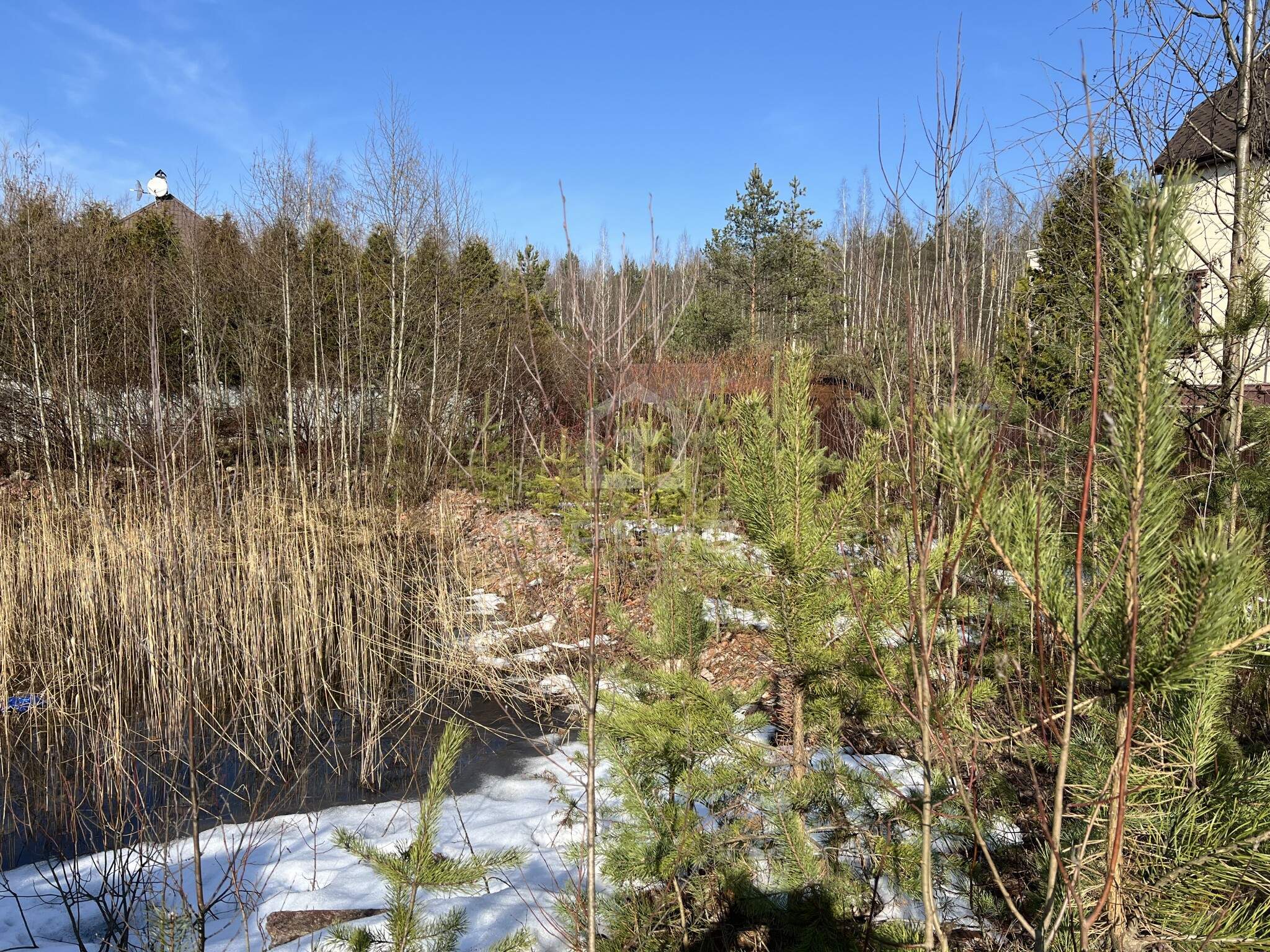 Продам земельный участок 1200 м.кв.