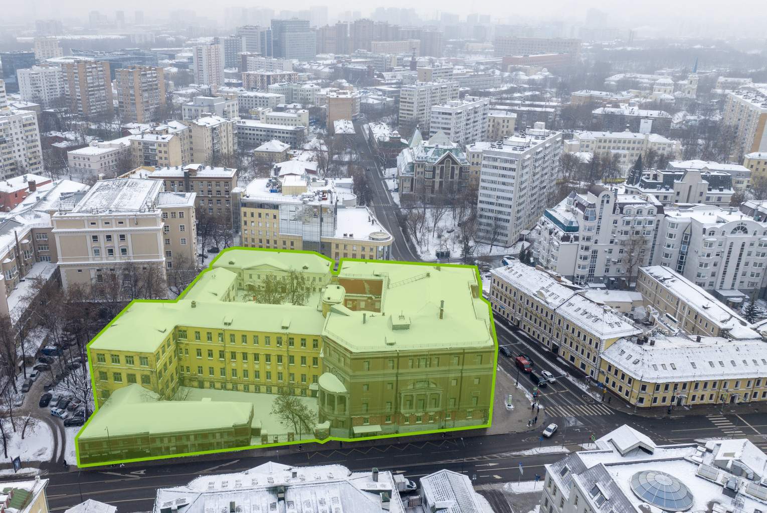 Продам торговое помещение 11263.1 м.кв.