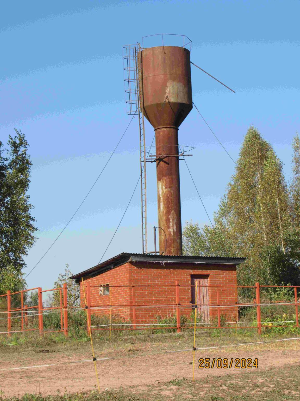Продам земельный участок 6894 м.кв.